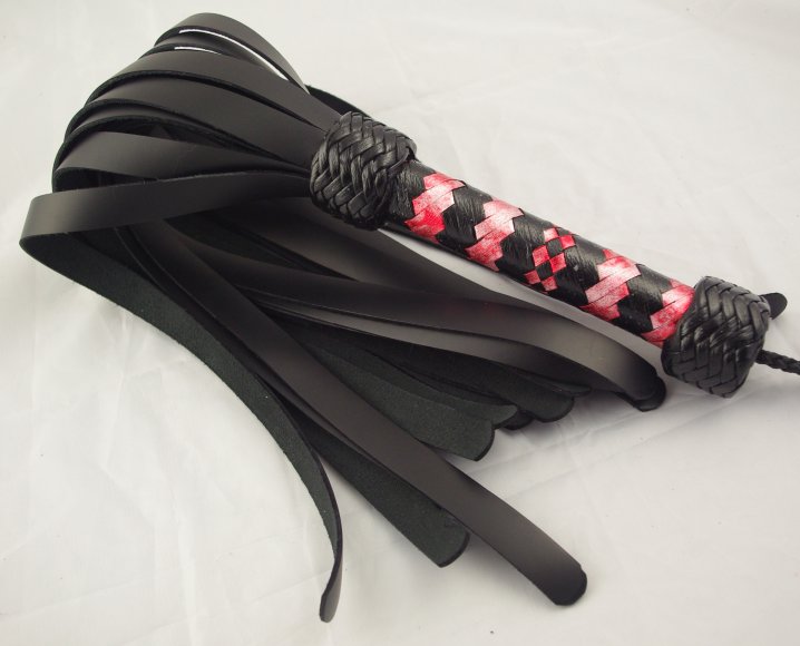 Black Latigo Flogger with Red Handle - Click Image to Close